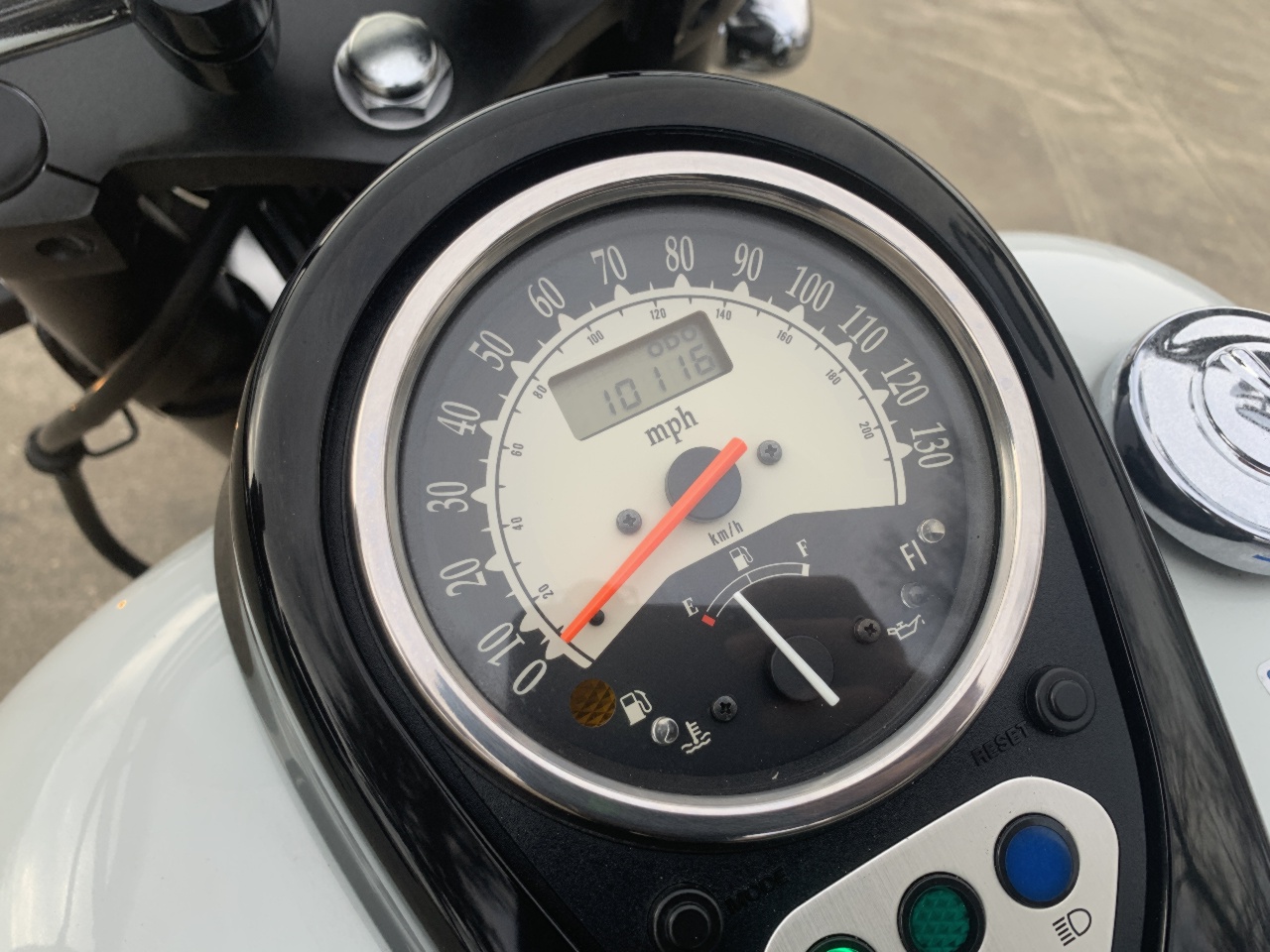 2022 Kawasaki Vulcan 900 Classic